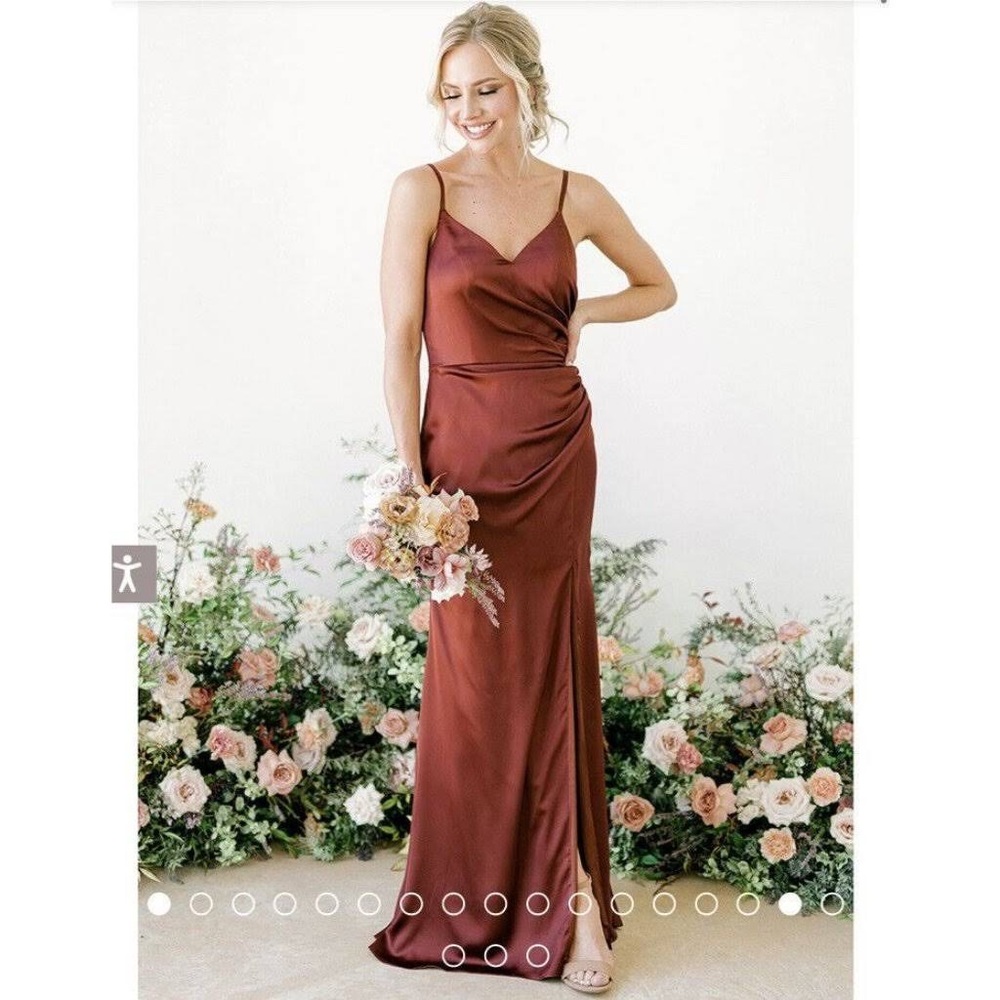REVERLY RORY SIZE 8 DRESS IN CINNAMON ROSE-NEVER WORN PERFECT CONDITION
